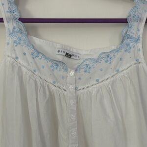 Eileen West White Chemise with Blue Embroidery